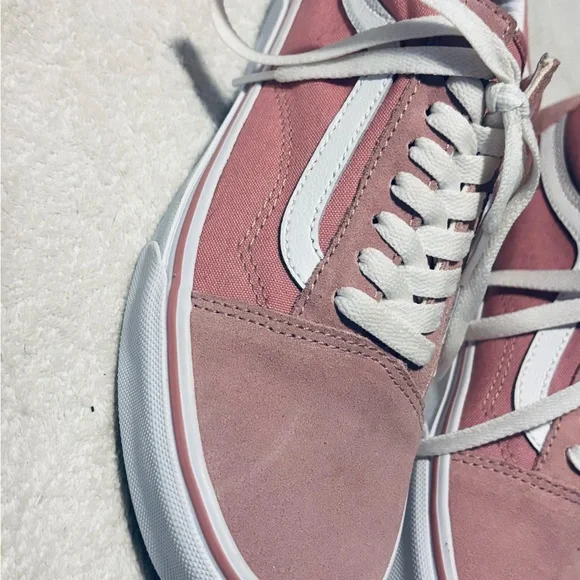 Brand New Vans Suede Sneakers Women’s Size 6.5 (men 8) - box 19 - Picture 4 of 6